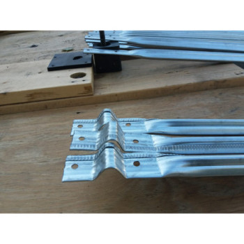 Traversa din otel-zincat pt. solar (1 buc.)