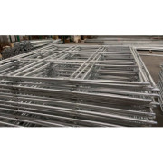 Usi metalice pentru solar de gradina din teava zincata